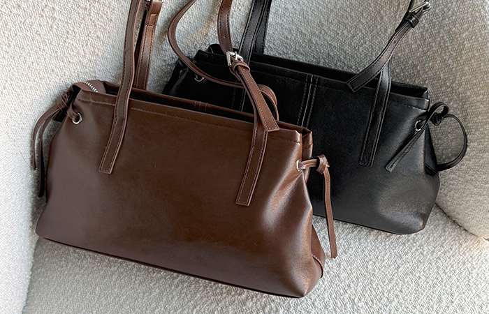 特征 抽绳 肩包