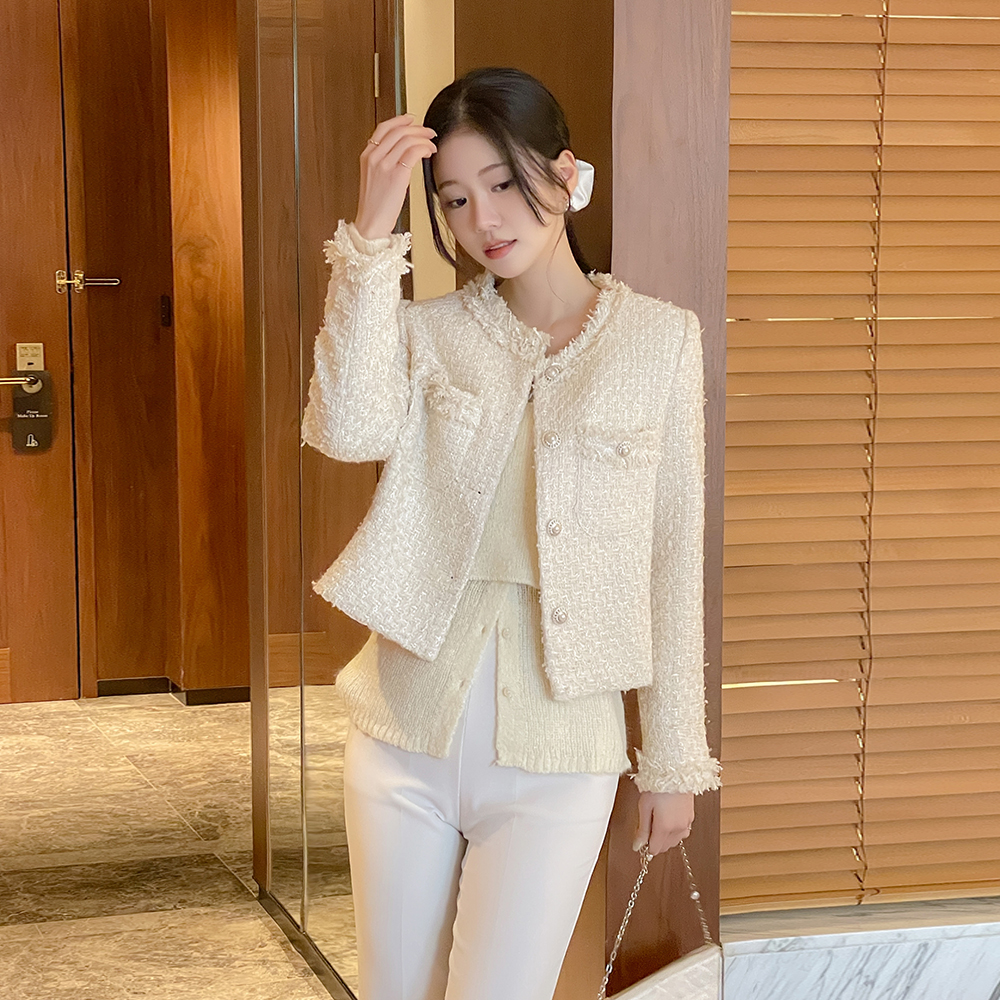 颜色 点缀 珍珠 穗饰 粗呢 夹克