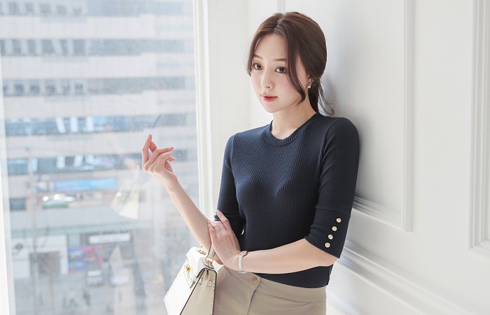 Gold 扣子 圆形 裁剪 条绒 针织t恤