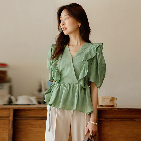 曲线 褶裥 泡泡袖 浪漫 罩衫
