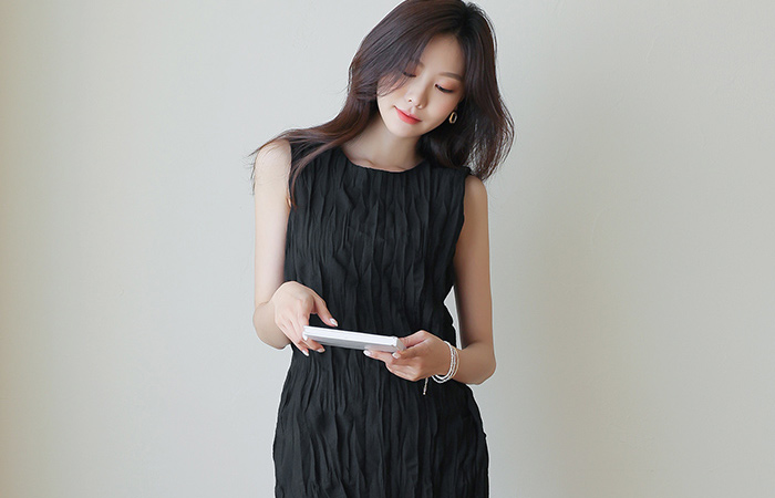 去皱纹 点缀 舒适的穿着的 长款 连衣裙