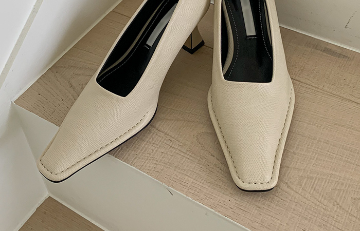 古典 方形 中跟 浅口式高跟鞋