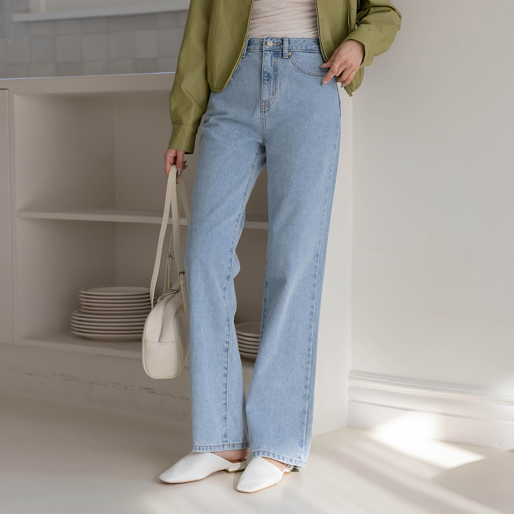 애브리 一字型 牛仔色 裤子