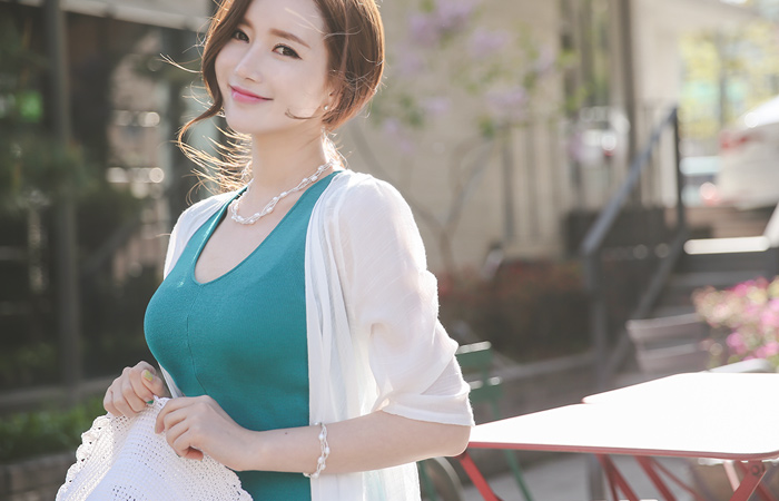 [刮痕产品]时髦的 백시스루 蕾丝 披肩开衫