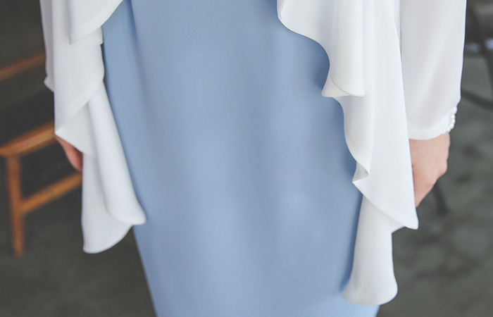 雪纺褶饰肩噗外套坦领