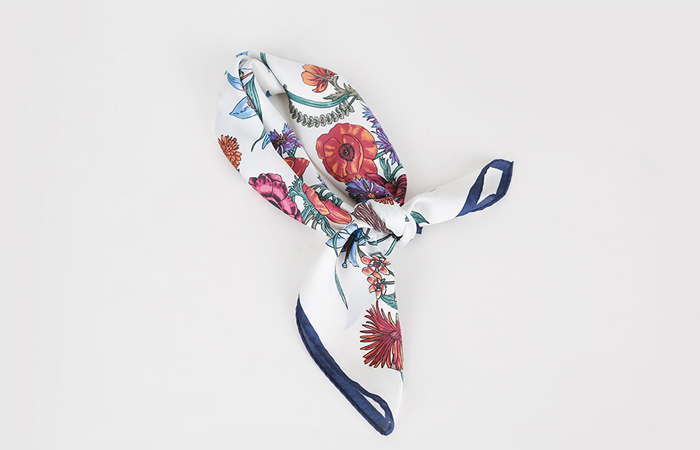 东方的花围巾丝毛