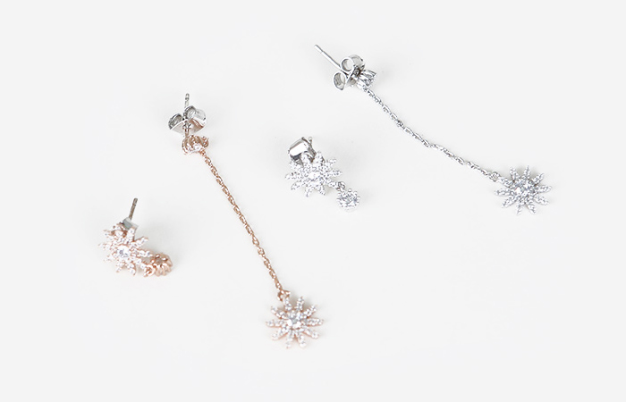 阳光立方体马里昂耳环