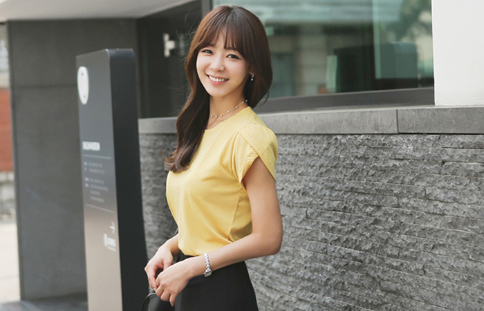 米兰达郁金香袖T恤