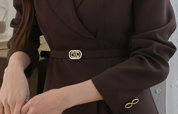 翻领 褶皱 A字型 连衣裙_腰带