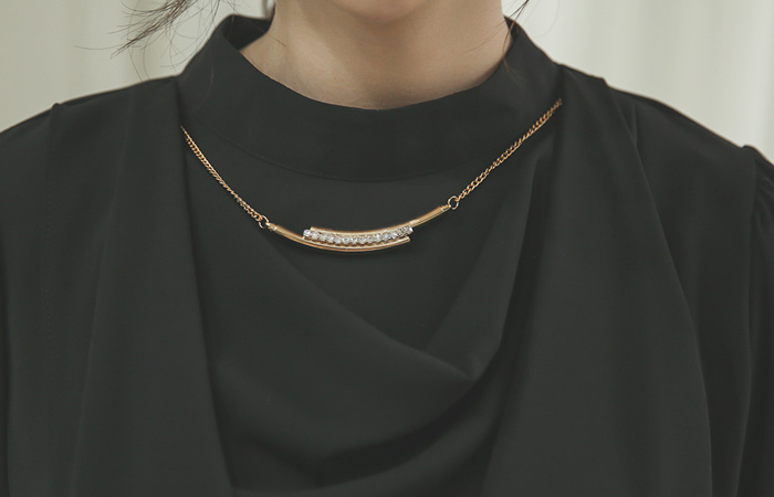 奢华裙罩项链女衬衫