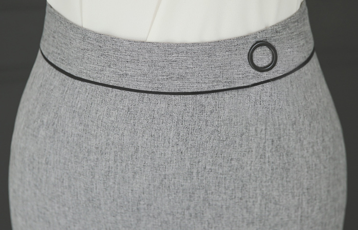 正式扣响线条裙子