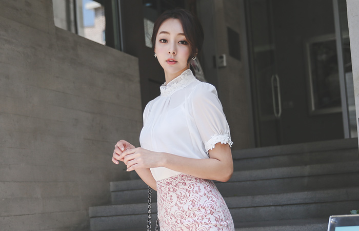 昂热刺绣花边女衬衫（短袖）