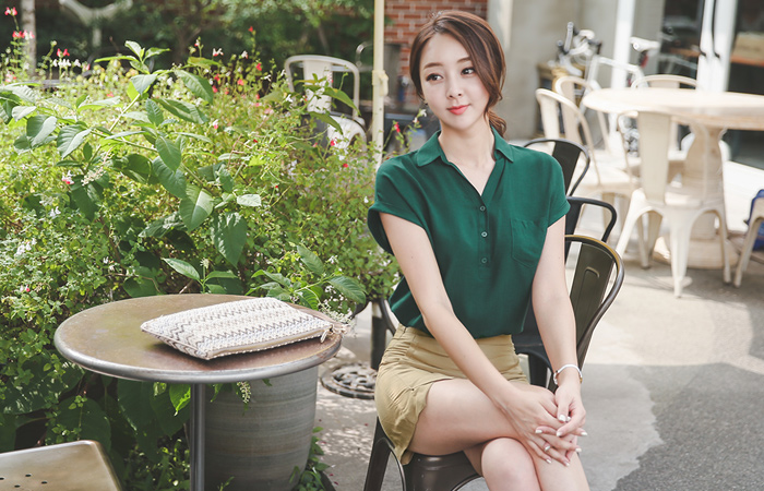 半开放式衬衫领kabeura女衬衫